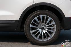 2016 Lincoln MKC Ecoboost AWD wheel