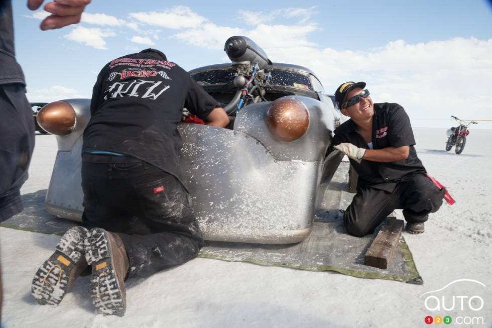 The Rocketheads crew prepare Jeff Brock's 1952 Buick for a run against his own record… and they were successful to bump it up by 5/10ths of a mph.