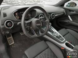 2016 Audi TTS cockpit