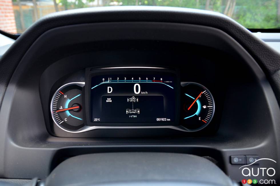We drive the 2022 Honda Pilot Touring