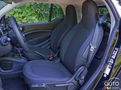 2016 Smart ForTwo Coupe Passion front seats