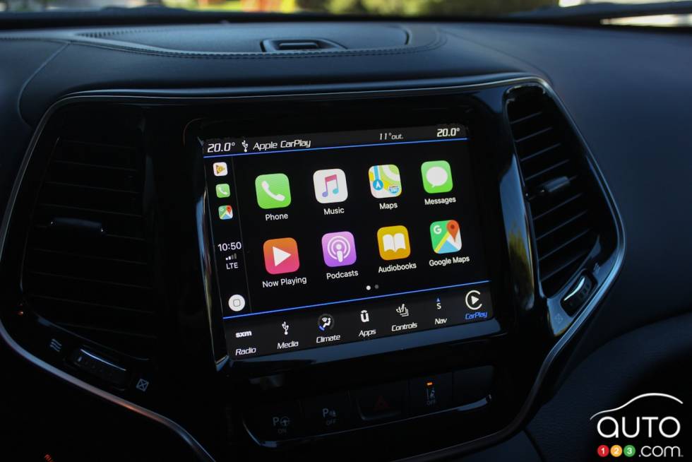 We drive the 2019 Jeep Cherokee Overland