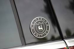 2017 Volkswagen Touareg Wolfsburg trim badge