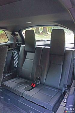 2016 Land Rover Dicovery Sport HSE third row seats