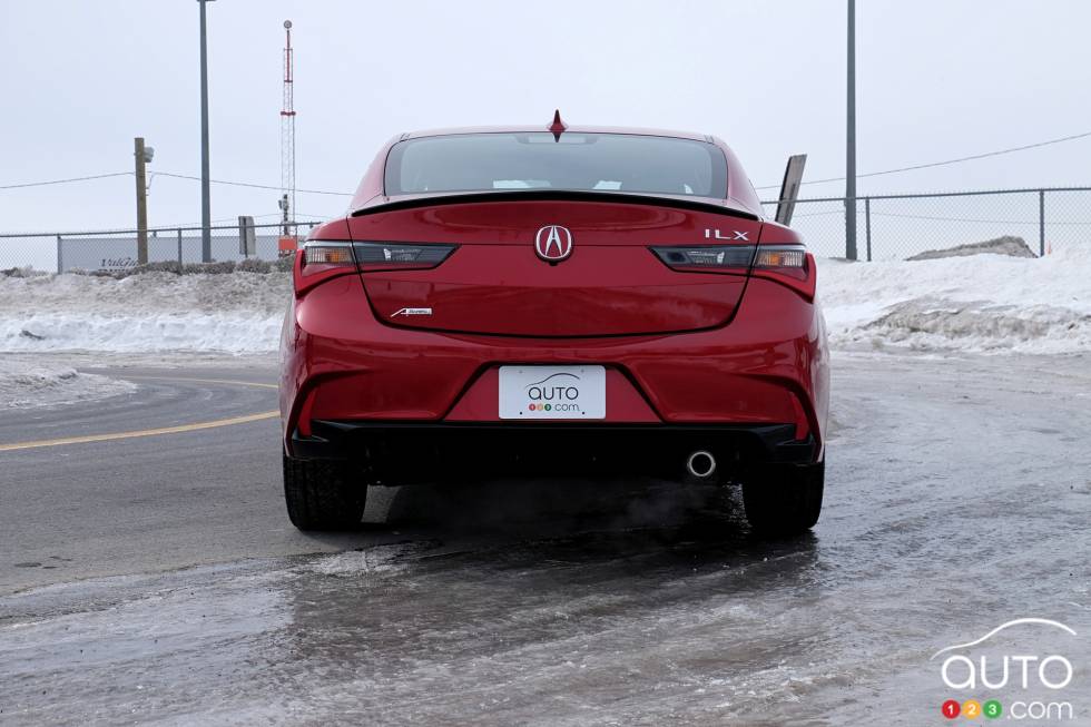 We test drive the 2019 Acura ILX A-Spec