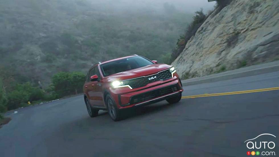 Introducing the 2023 Kia Sorento HEV