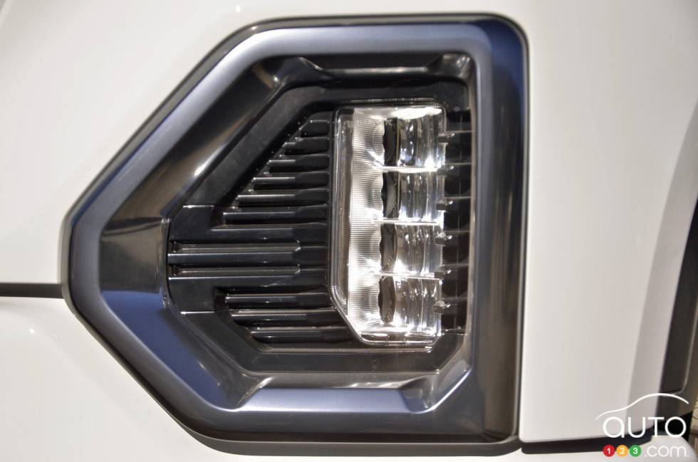 Introducing the new 2019 GMC Sierra AT4