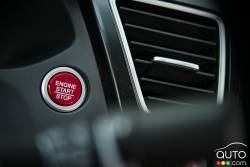 Bouton de démarrage et arrêt du moteur de la Honda Civic EX coupe 2015