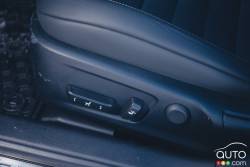 Détail intérieur de la Lexus IS300 AWD 2016
