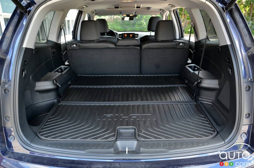 We drive the 2022 Honda Pilot Touring