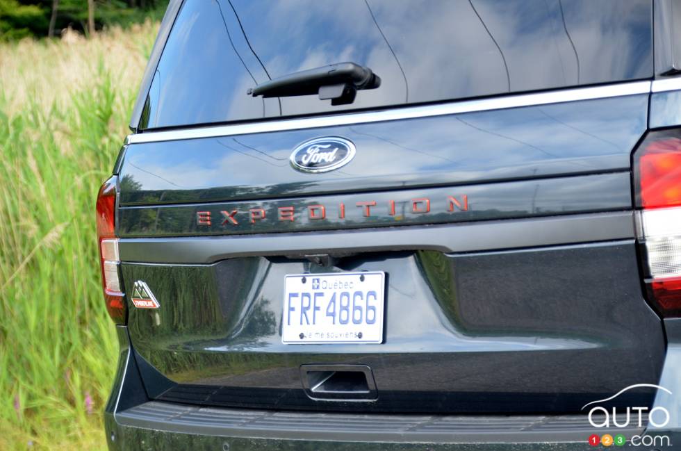We drive the 2022 Ford Expedition Timberline