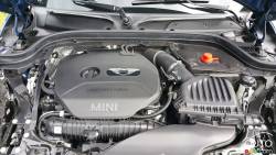 Moteur de la MINI Cooper S 5 portes 2016