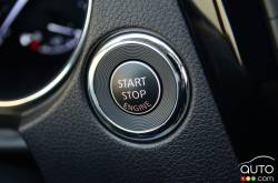 Bouton de démarrage et arrêt du moteur du Nissan Rogue SL AWD 2016