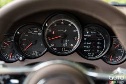 Instrumentation de la Porsche Cayenne Turbo S 2016