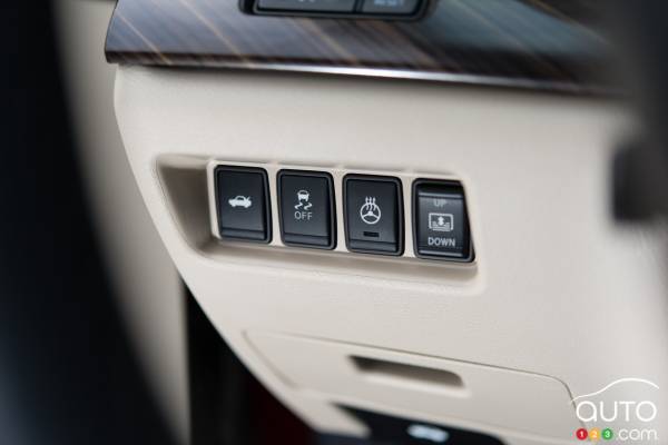 2016 Nissan Maxima Platinum Pictures On Auto123 Tv