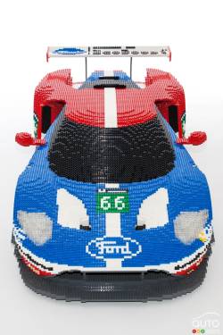 Lego Ford GT race car top view
