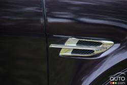 2017 Bentley Bentayga exterior detail