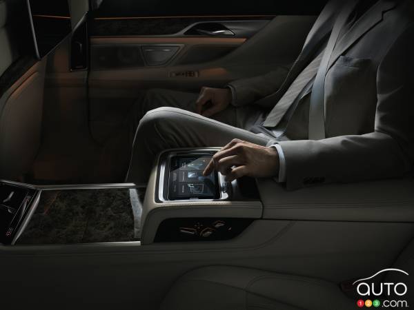 2016 Bmw 7 Series Pictures On Auto123 Tv