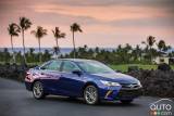 2016 Toyota Camry Hybrid pictures