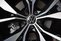 Nous conduisons le Volkswagen Atlas Cross Sport 2024