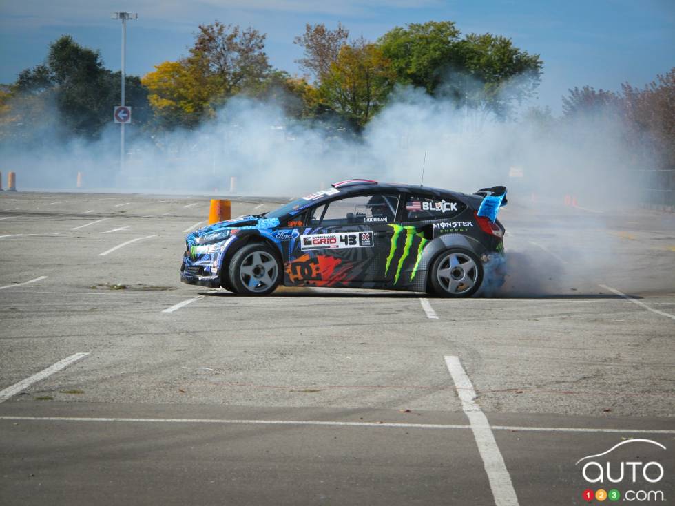  - Ken-Block-Ford-Fiesta-2014_005