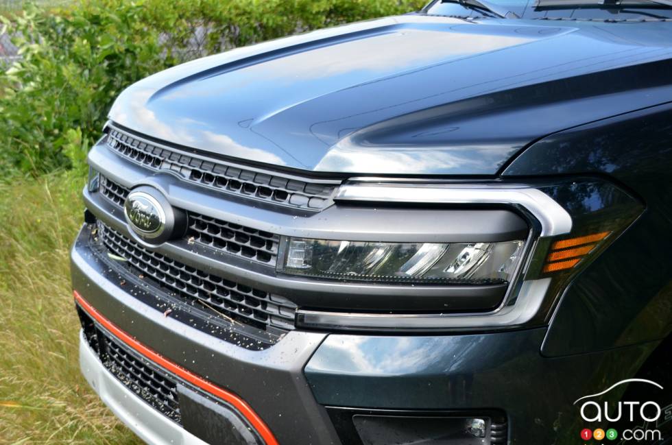 We drive the 2022 Ford Expedition Timberline