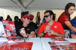 Scott Dixon, Target Chip Ganassi Racing et Dario Franchitti, Target Chip Ganassi Racing lors de la séance d'autographes