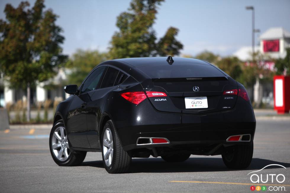 Rear 3/4 view