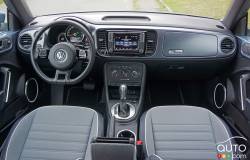 2016 Volkswagen Beetle Convertible Denim dashboard