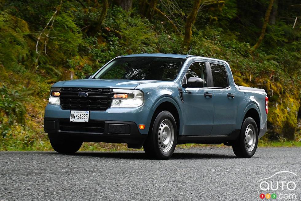 Photos du Ford Maverick hybride 2022 sur Auto123.tv