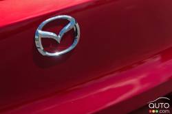 Écusson du manufacturier de la Mazda CX-3 GT 2016