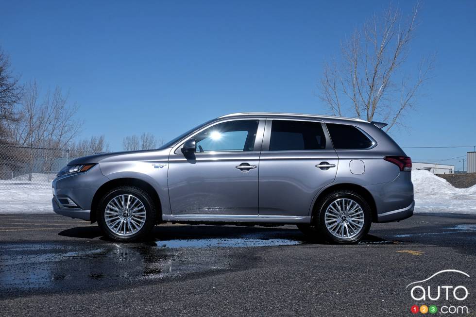 We drive the 2019 Mitsubishi Outlander PHEV