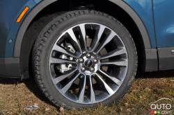 Roue du Lincoln MKX 2016