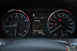 Instrumentation du Toyota Rav4 AWD Limited 2016