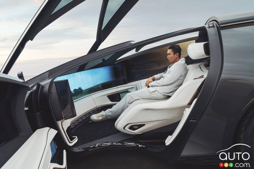 Introducing the Cadillac Innerspace concept