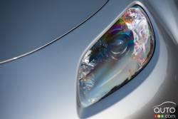 2015 Mazda MX-5 headlight