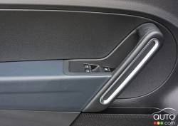 2016 Volkswagen Beetle Convertible Denim interior details
