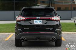 2015 Ford Edge Titanium rear view