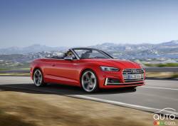 Vue 3/4 avant de l'Audi A5 2017