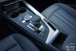 Pommeau de vitesse de l'Audi A4 TFSI Quattro 2017