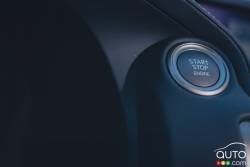 Bouton de démarrage et arrêt du moteur de la Lexus IS300 AWD 2016