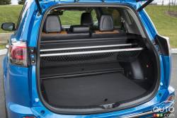 Coffre du Toyota RAV4 Hybride 2016