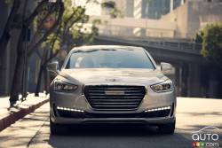 2017 Genesis G90 front view