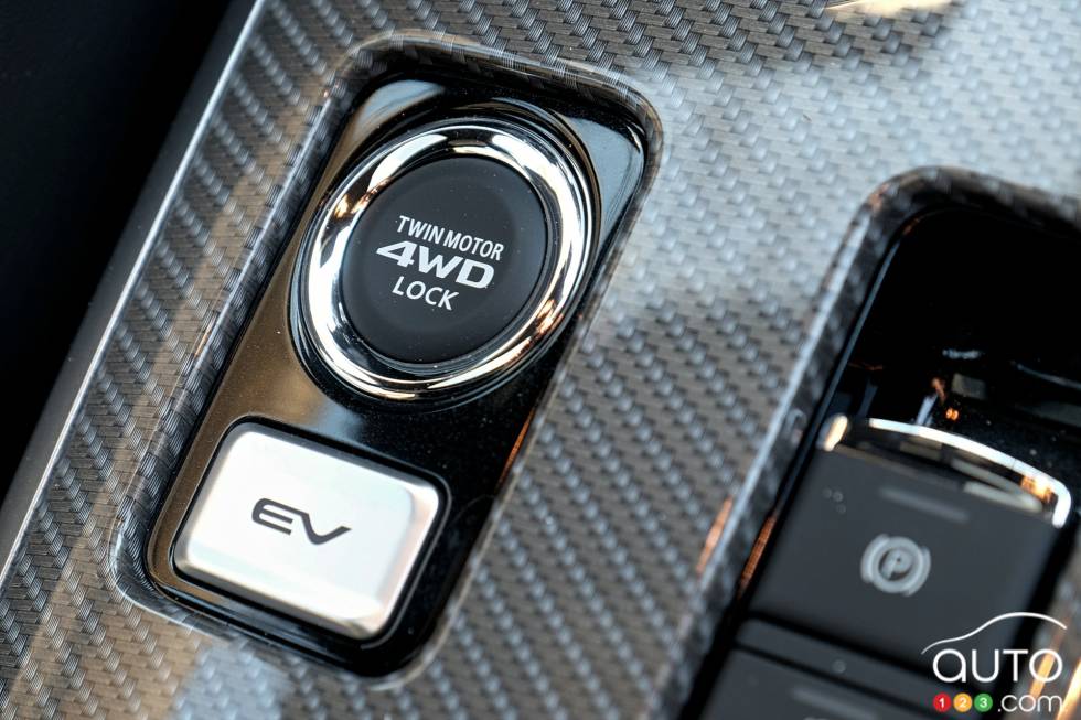 We drive the 2019 Mitsubishi Outlander PHEV