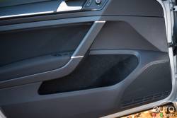 Panneau de porte de la Volkswagen Golf GTI 2016