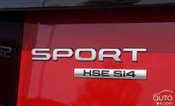 Écusson de la version du Land Rover Dicovery Sport HSE 2016