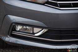 2016 Volkswagen Passat Comfortline fog light