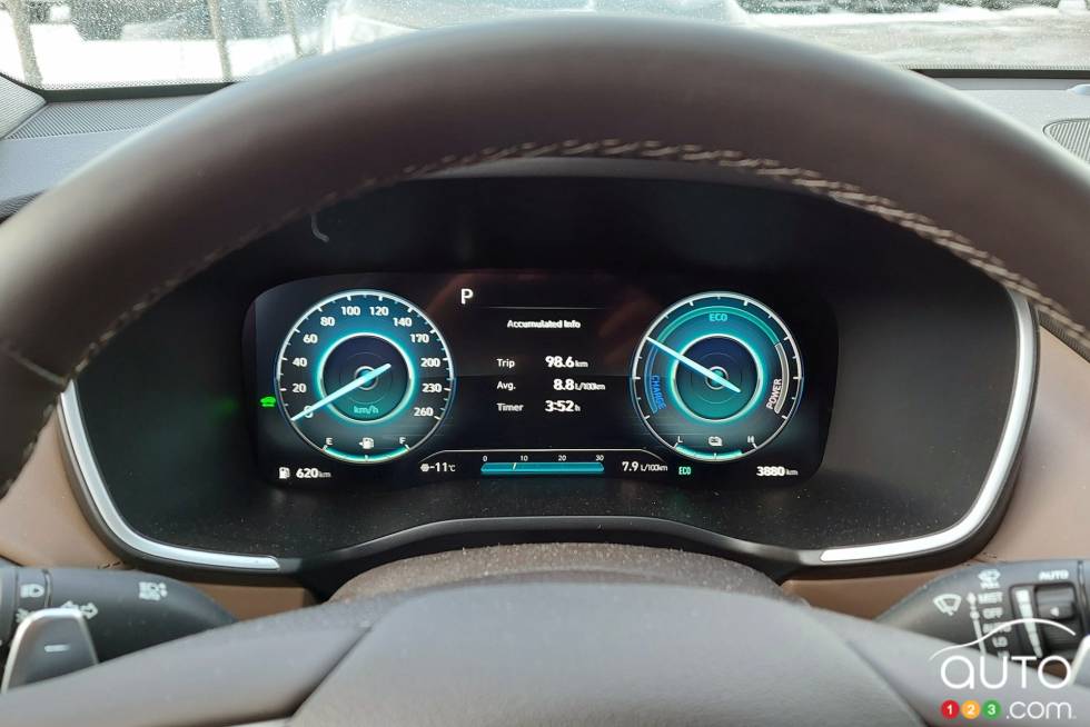 We drive the 2022 Hyundai Santa FE PHEV