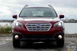 2016 Subaru outback front view