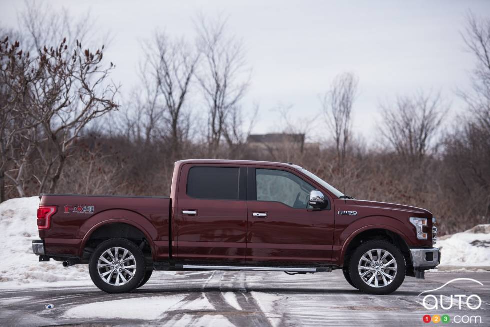 2016 Ford F-150 Lariat FX4 4x4 side view